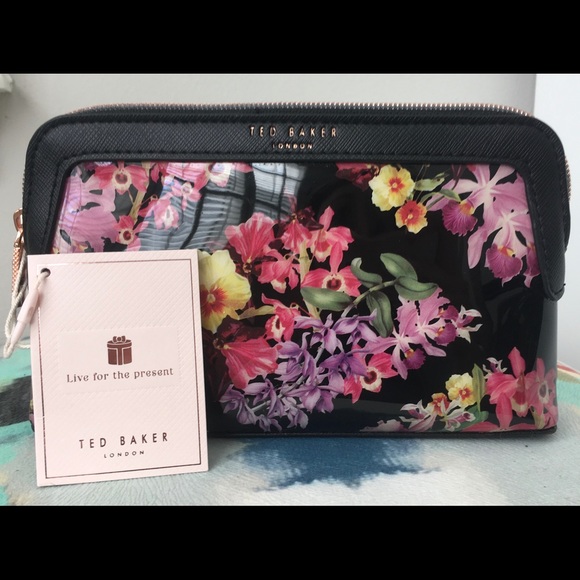 Ted Baker Handbags - 💰Firm Ted Baker NWT Floral Cosmetic Bag